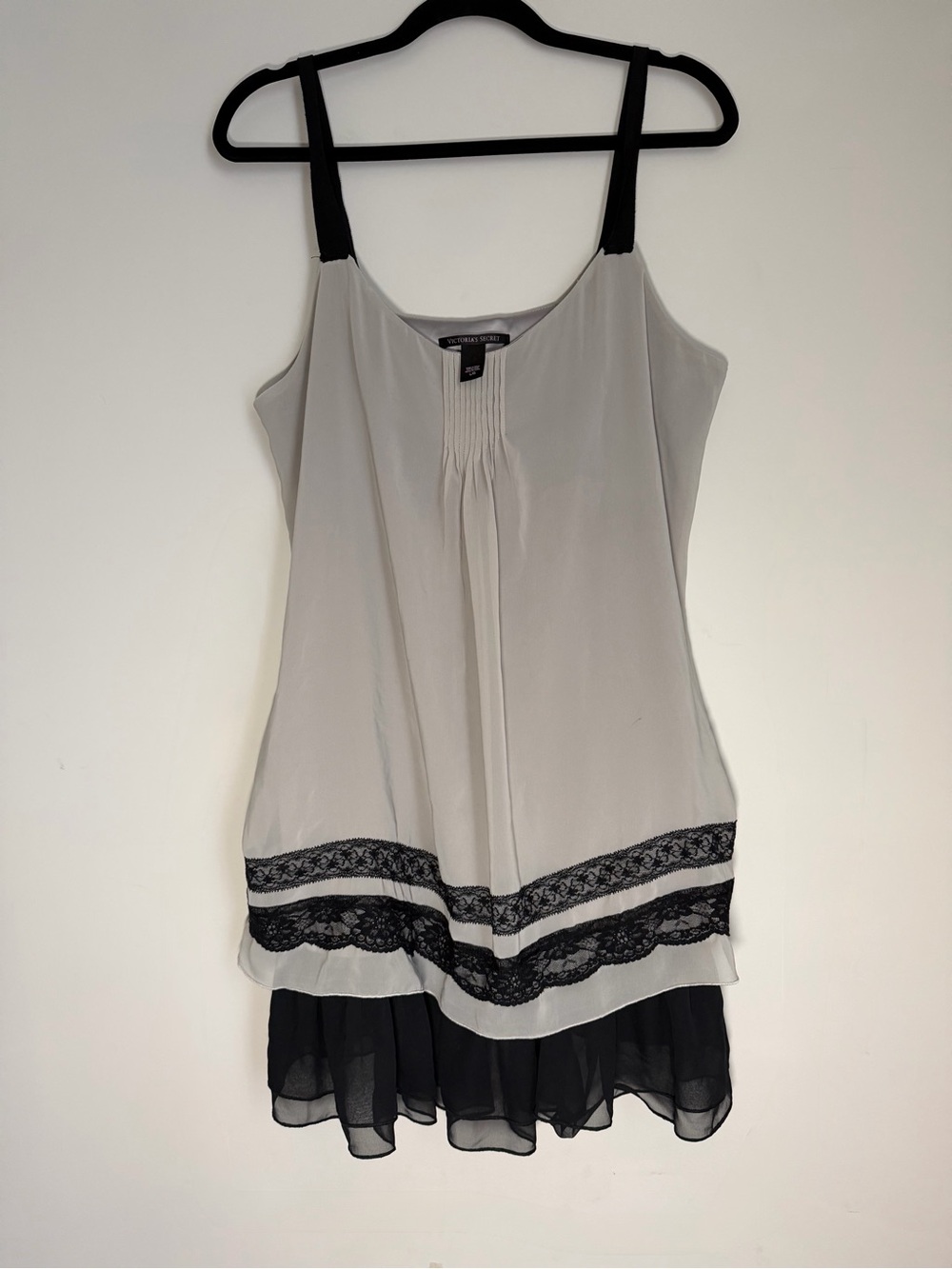 VINTAGE Victoria’s Secret Y2K Chiffon & Lace Babydoll Slip Dress 🤍